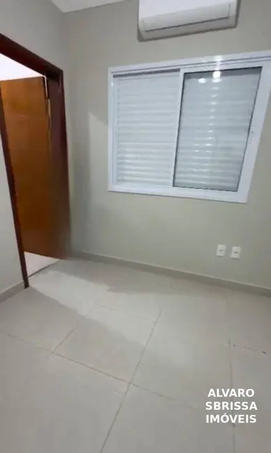 Foto 9 de Casa com 3 quartos à venda, 200m2 em Jardim Monte Carlo, Indaiatuba - SP