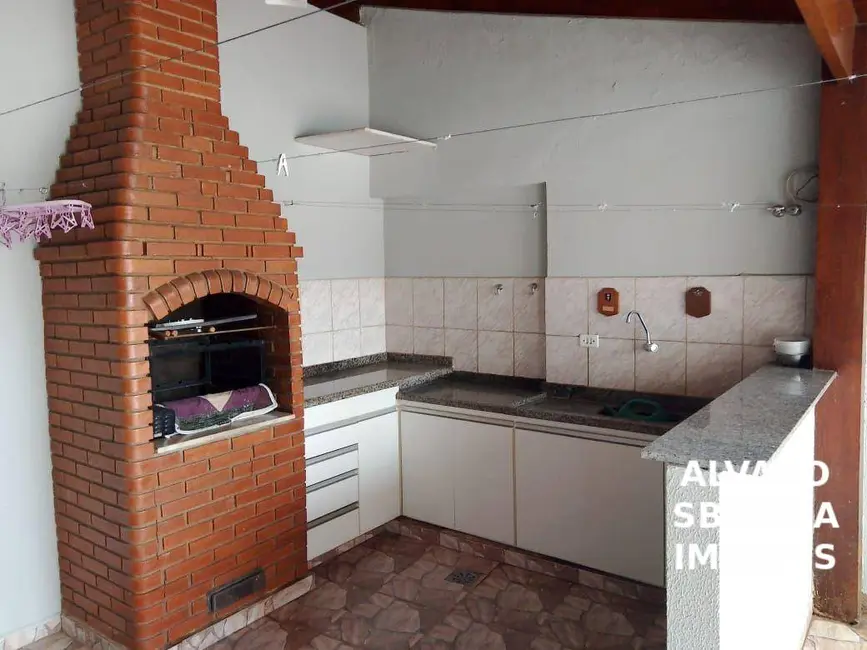 Foto 1 de Casa com 3 quartos à venda, 200m2 em Jardim das Rosas, Itu - SP
