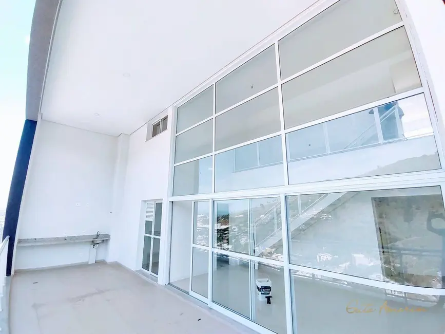 Cobertura com 4 quartos à venda, 400m2 em Nova Iguacu - RJ - imagem 5 Foto 5 de Cobertura com 4 quartos à venda, 400m2 em Nova Iguacu - RJ