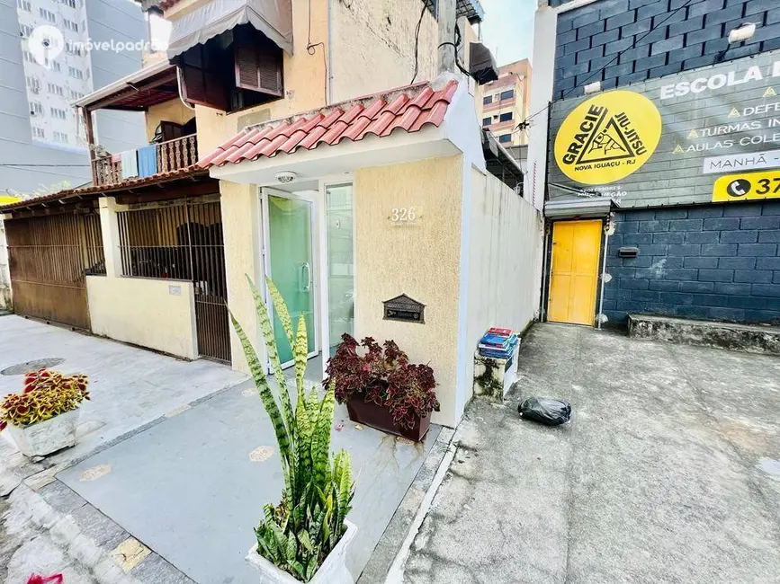 Foto 2 de Casa com 2 quartos para alugar, 40m2 em Caonze, Nova Iguacu - RJ