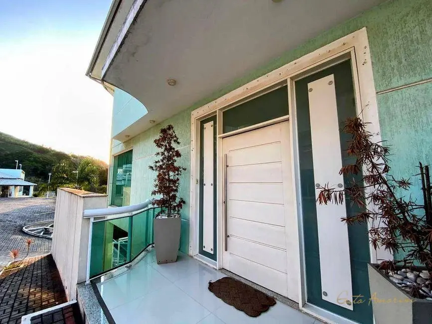 Casa de Condomínio com 5 quartos à venda, 300m2 em Conjunto Residencial Redenção, Nova Iguacu - RJ - imagem 9 Foto 9 de Casa de Condomínio com 5 quartos à venda, 300m2 em Conjunto Residencial Redenção, Nova Iguacu - RJ