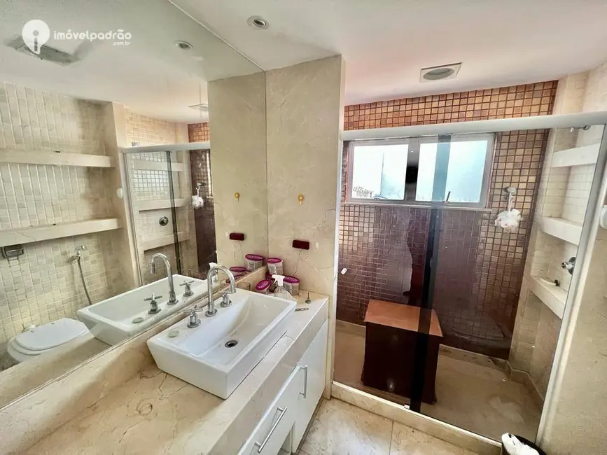 Casa com 3 quartos à venda, 400m2 em Caonze, Nova Iguacu - RJ - imagem 8 Foto 8 de Casa com 3 quartos à venda, 400m2 em Caonze, Nova Iguacu - RJ