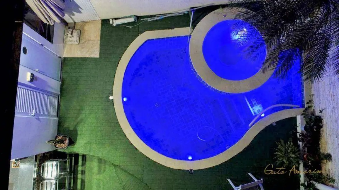 Casa com 3 quartos à venda, 400m2 em Caonze, Nova Iguacu - RJ - imagem 3 Foto 3 de Casa com 3 quartos à venda, 400m2 em Caonze, Nova Iguacu - RJ