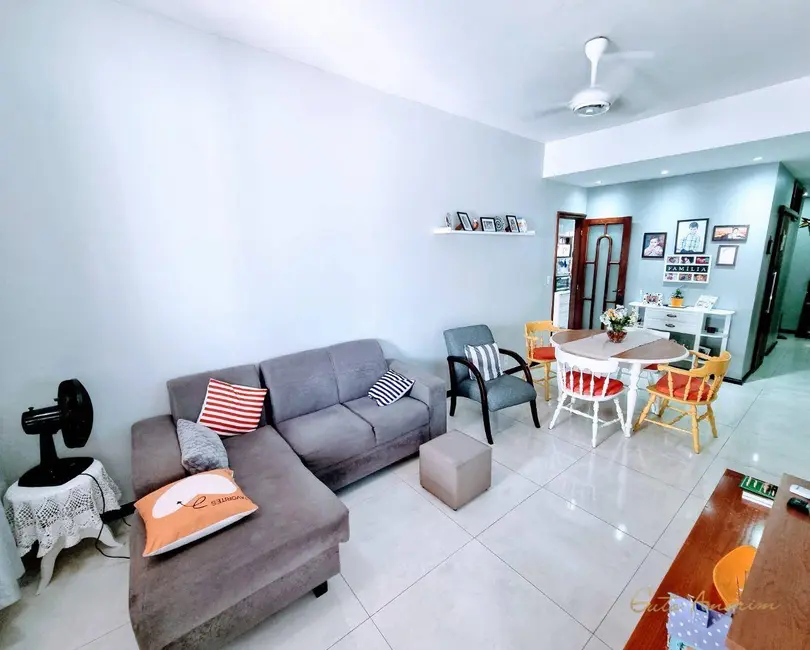Casa com 3 quartos à venda, 200m2 em Jardim Continental, Nova Iguacu - RJ - imagem 2 Foto 2 de Casa com 3 quartos à venda, 200m2 em Jardim Continental, Nova Iguacu - RJ