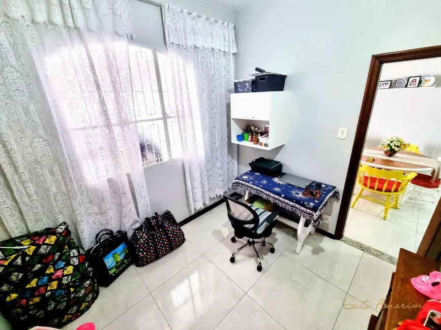 Casa com 3 quartos à venda, 200m2 em Jardim Continental, Nova Iguacu - RJ - imagem 9 Foto 9 de Casa com 3 quartos à venda, 200m2 em Jardim Continental, Nova Iguacu - RJ
