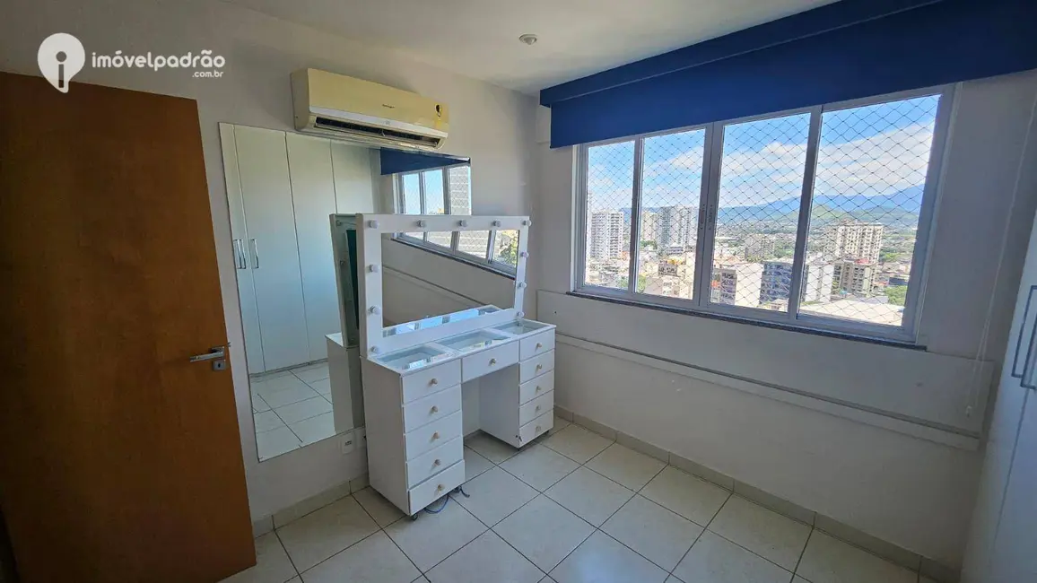 Cobertura com 4 quartos à venda, 200m2 em Centro, Nova Iguacu - RJ - imagem 6 Foto 6 de Cobertura com 4 quartos à venda, 200m2 em Centro, Nova Iguacu - RJ