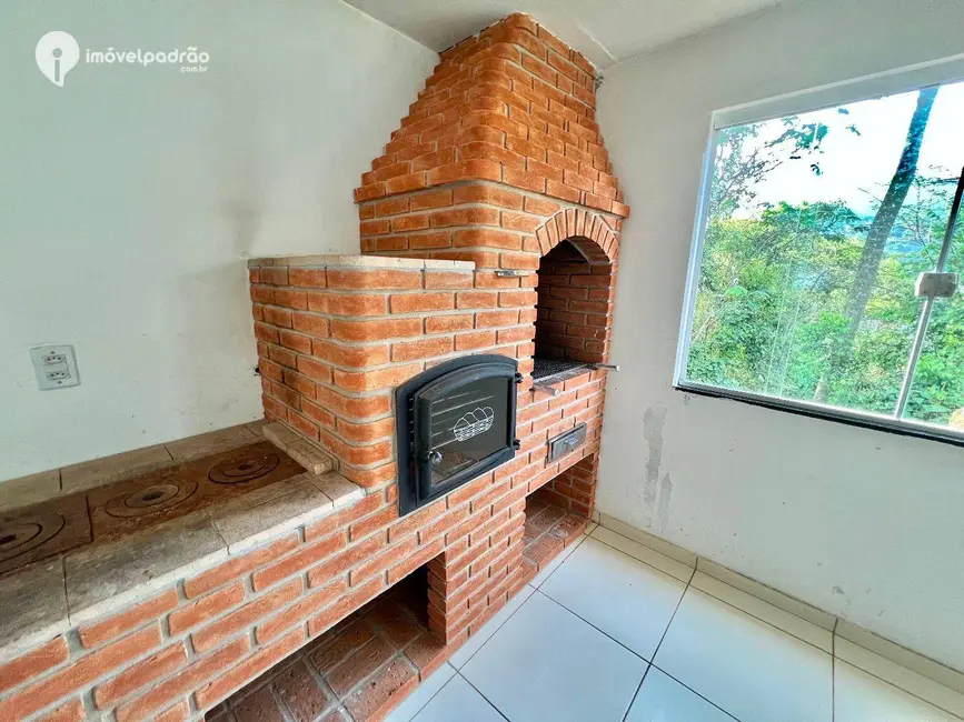 Casa de Condomínio com 2 quartos à venda, 150m2 em Itatiaia - RJ - imagem 3 Foto 3 de Casa de Condomínio com 2 quartos à venda, 150m2 em Itatiaia - RJ