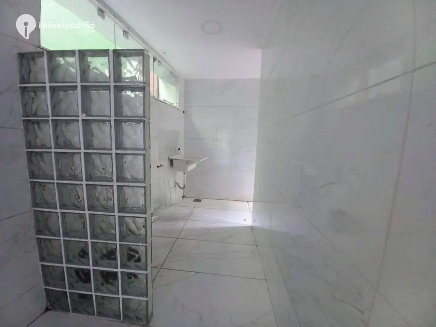 Casa com 4 quartos à venda, 300m2 em Centro, Nova Iguacu - RJ - imagem 3 Foto 3 de Casa com 4 quartos à venda, 300m2 em Centro, Nova Iguacu - RJ