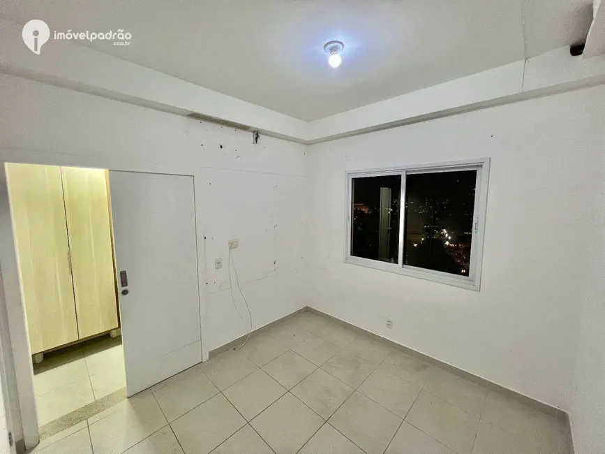 Apartamento com 3 quartos para alugar, 85m2 em Centro, Nova Iguacu - RJ - imagem 9 Foto 9 de Apartamento com 3 quartos para alugar, 85m2 em Centro, Nova Iguacu - RJ