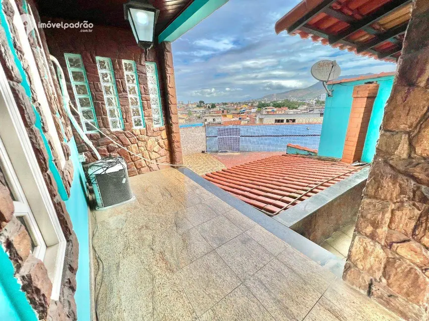 Casa com 2 quartos à venda, 800m2 em Engenho Pequeno, Nova Iguacu - RJ - imagem 9 Foto 9 de Casa com 2 quartos à venda, 800m2 em Engenho Pequeno, Nova Iguacu - RJ