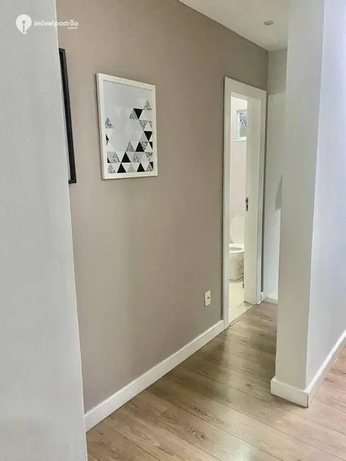 Casa com 3 quartos à venda, 300m2 em Nova Iguacu - RJ - imagem 2 Foto 2 de Casa com 3 quartos à venda, 300m2 em Nova Iguacu - RJ