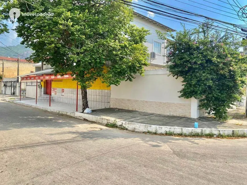 Casa com 3 quartos à venda, 300m2 em Nova Iguacu - RJ - imagem 4 Foto 4 de Casa com 3 quartos à venda, 300m2 em Nova Iguacu - RJ