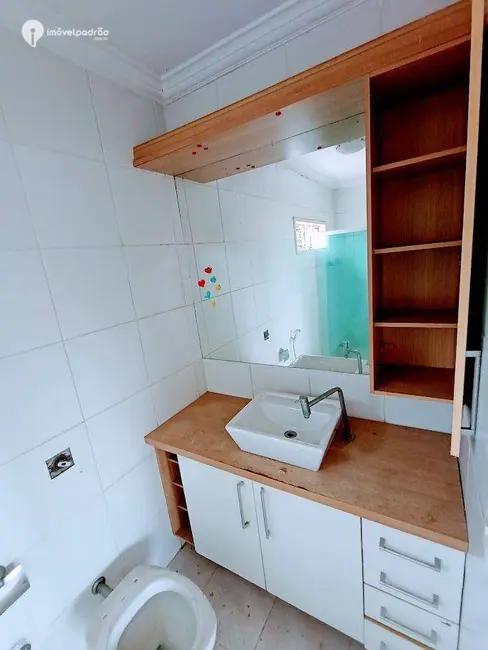 Casa com 3 quartos à venda e para alugar, 150m2 em Nova Iguacu - RJ - imagem 3 Foto 3 de Casa com 3 quartos à venda e para alugar, 150m2 em Nova Iguacu - RJ