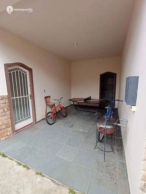 Casa com 3 quartos à venda e para alugar, 150m2 em Nova Iguacu - RJ - imagem 9 Foto 9 de Casa com 3 quartos à venda e para alugar, 150m2 em Nova Iguacu - RJ
