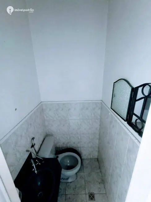 Casa com 3 quartos à venda e para alugar, 150m2 em Nova Iguacu - RJ - imagem 5 Foto 5 de Casa com 3 quartos à venda e para alugar, 150m2 em Nova Iguacu - RJ