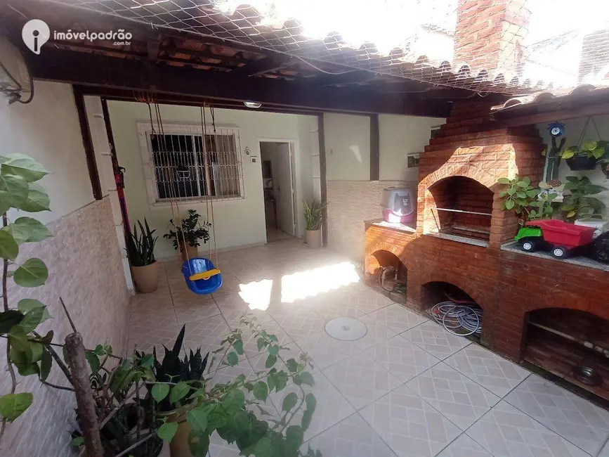 Foto 2 de Casa com 2 quartos à venda, 300m2 em Jardim Continental, Nova Iguacu - RJ