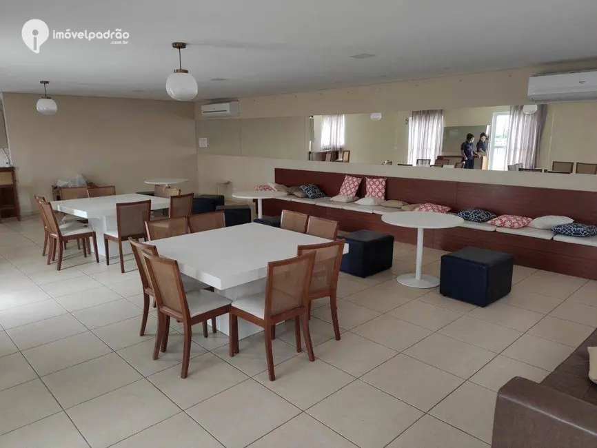 Foto 2 de Apartamento com 2 quartos à venda, 46m2 em Jardim Jasmim, Nova Iguacu - RJ