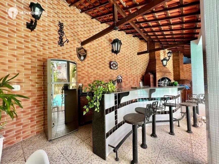 Foto 4 de Casa com 16 quartos à venda, 800m2 em Santa Terezinha, Mesquita - RJ