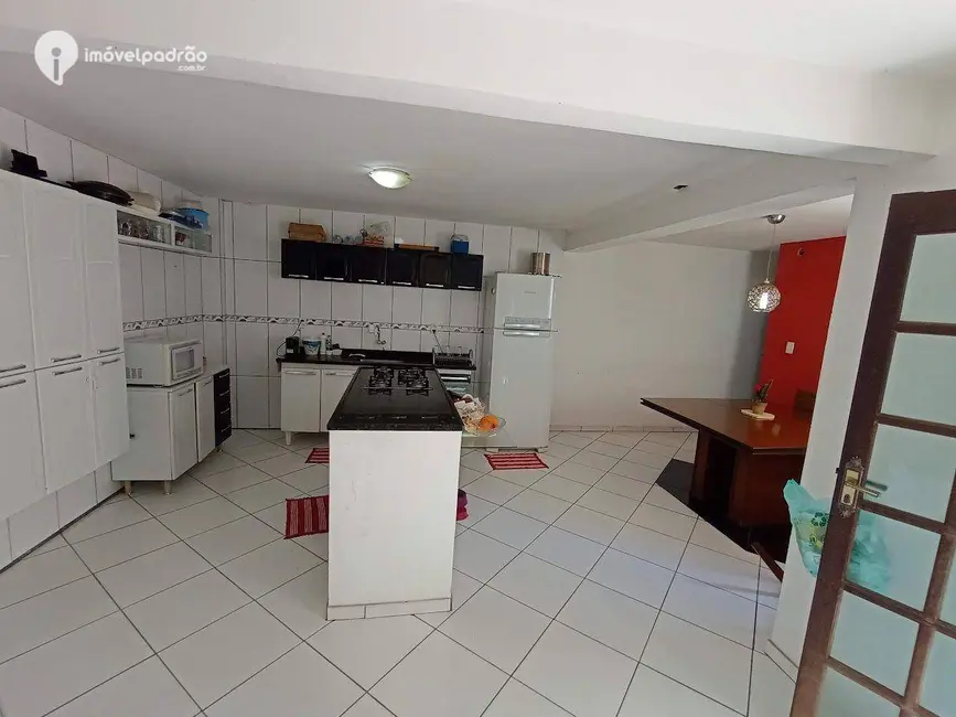 Casa de Condomínio com 3 quartos à venda, 300m2 em Nossa Senhora das Graças, Nova Iguacu - RJ - imagem 9 Foto 9 de Casa de Condomínio com 3 quartos à venda, 300m2 em Nossa Senhora das Graças, Nova Iguacu - RJ