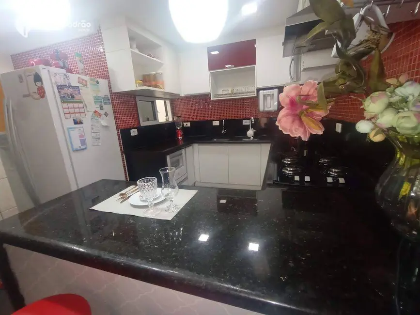Casa com 3 quartos à venda, 550m2 em Nova Iguacu - RJ - imagem 5 Foto 5 de Casa com 3 quartos à venda, 550m2 em Nova Iguacu - RJ