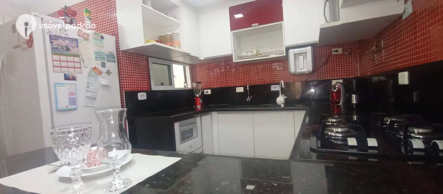 Casa com 3 quartos à venda, 550m2 em Nova Iguacu - RJ - imagem 4 Foto 4 de Casa com 3 quartos à venda, 550m2 em Nova Iguacu - RJ