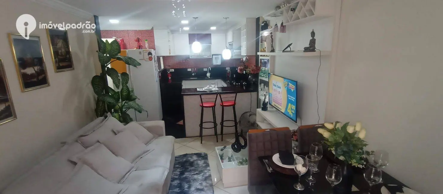 Casa com 3 quartos à venda, 550m2 em Nova Iguacu - RJ - imagem 3 Foto 3 de Casa com 3 quartos à venda, 550m2 em Nova Iguacu - RJ