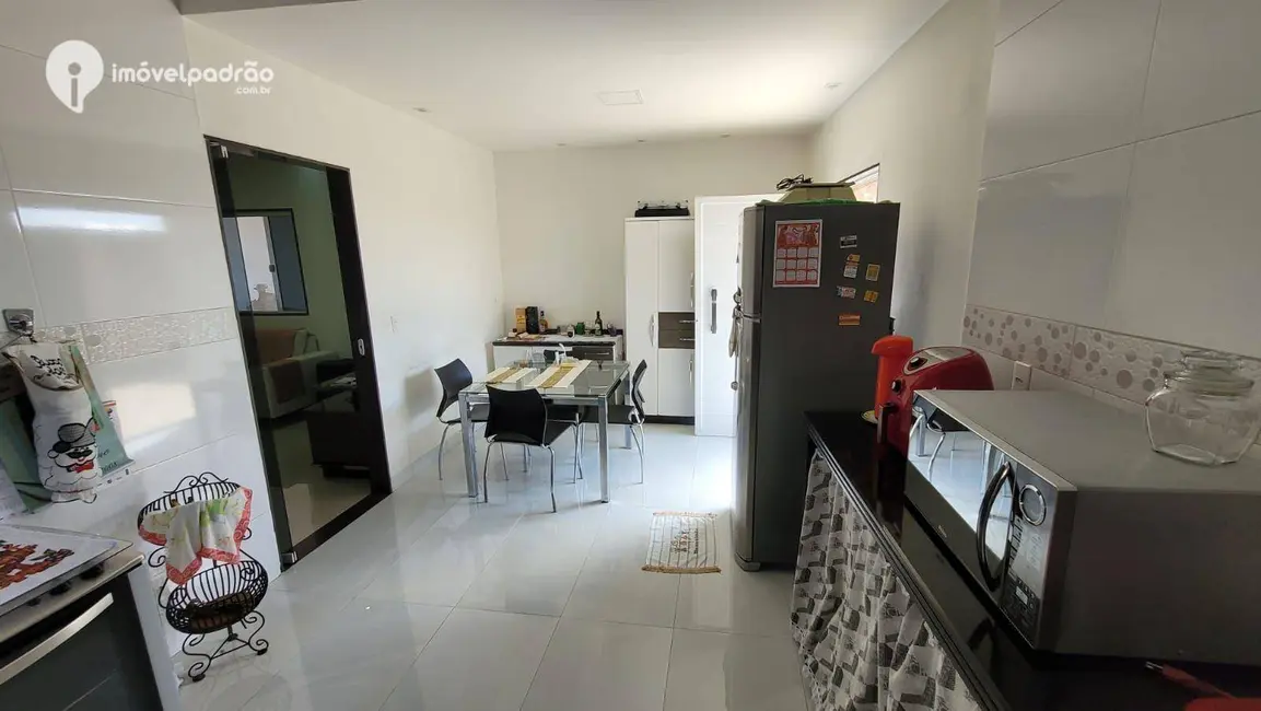 Foto 1 de Casa com 3 quartos à venda, 240m2 em Nova Iguacu - RJ