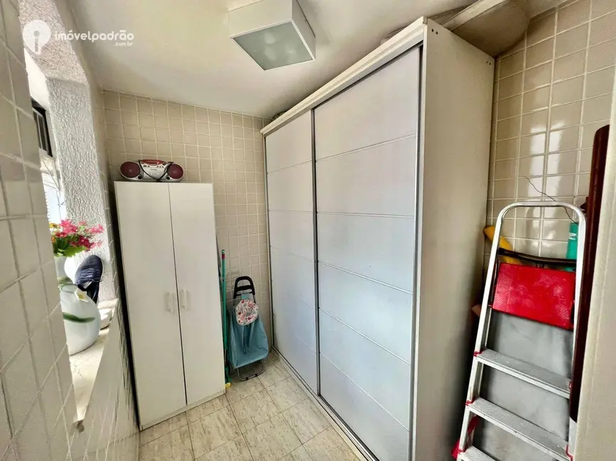 Casa de Condomínio com 3 quartos à venda, 360m2 em Ouro Preto, Nova Iguacu - RJ - imagem 9 Foto 9 de Casa de Condomínio com 3 quartos à venda, 360m2 em Ouro Preto, Nova Iguacu - RJ