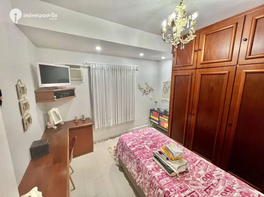 Casa de Condomínio com 3 quartos à venda, 360m2 em Ouro Preto, Nova Iguacu - RJ - imagem 7 Foto 7 de Casa de Condomínio com 3 quartos à venda, 360m2 em Ouro Preto, Nova Iguacu - RJ