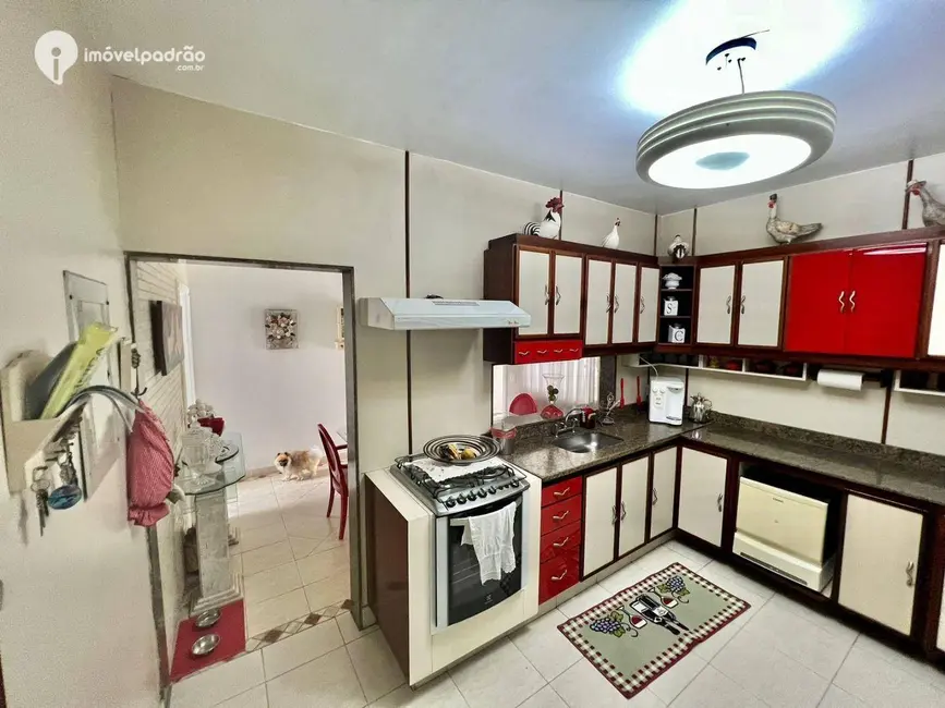 Casa de Condomínio com 3 quartos à venda, 360m2 em Ouro Preto, Nova Iguacu - RJ - imagem 6 Foto 6 de Casa de Condomínio com 3 quartos à venda, 360m2 em Ouro Preto, Nova Iguacu - RJ
