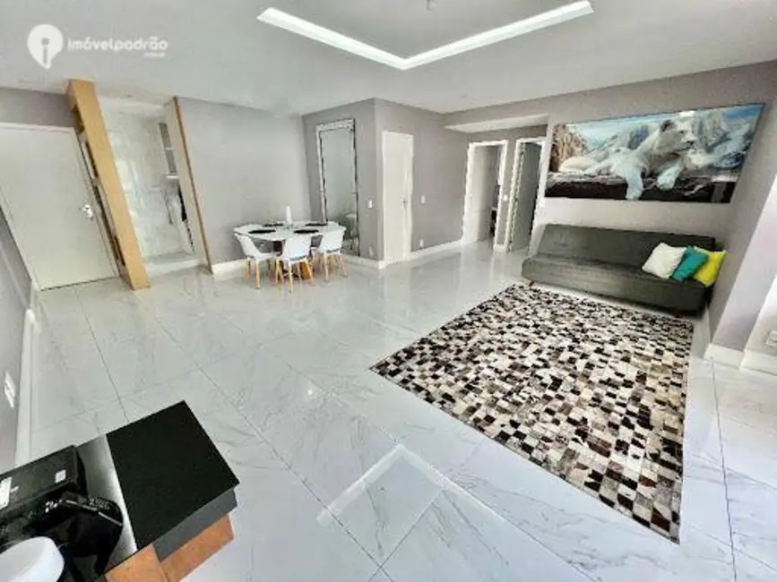 Apartamento com 3 quartos à venda, 120m2 em Centro, Nova Iguacu - RJ - imagem 8 Foto 8 de Apartamento com 3 quartos à venda, 120m2 em Centro, Nova Iguacu - RJ