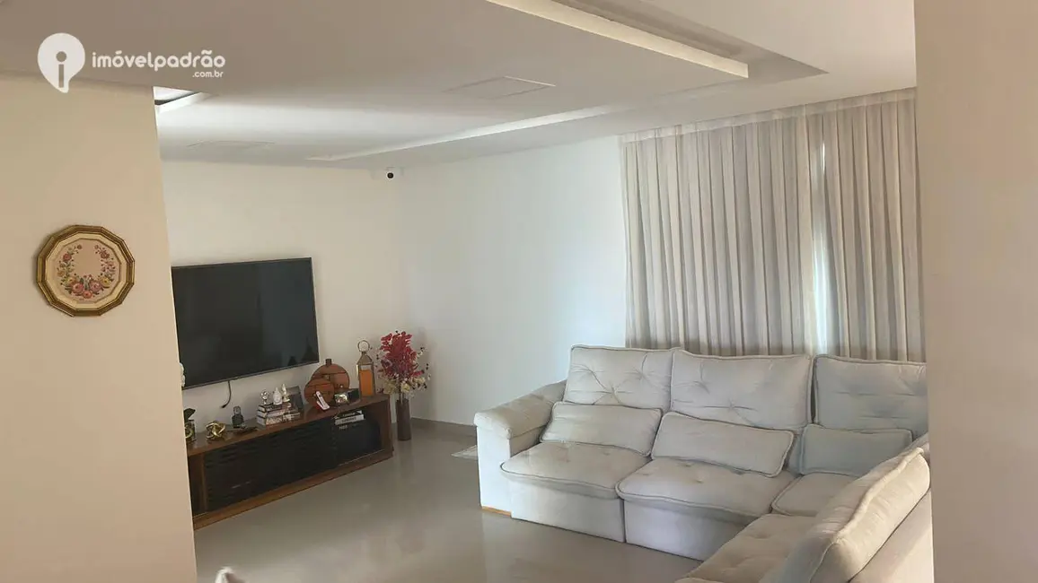 Casa com 4 quartos à venda, 250m2 em Nova Iguacu - RJ - imagem 5 Foto 5 de Casa com 4 quartos à venda, 250m2 em Nova Iguacu - RJ