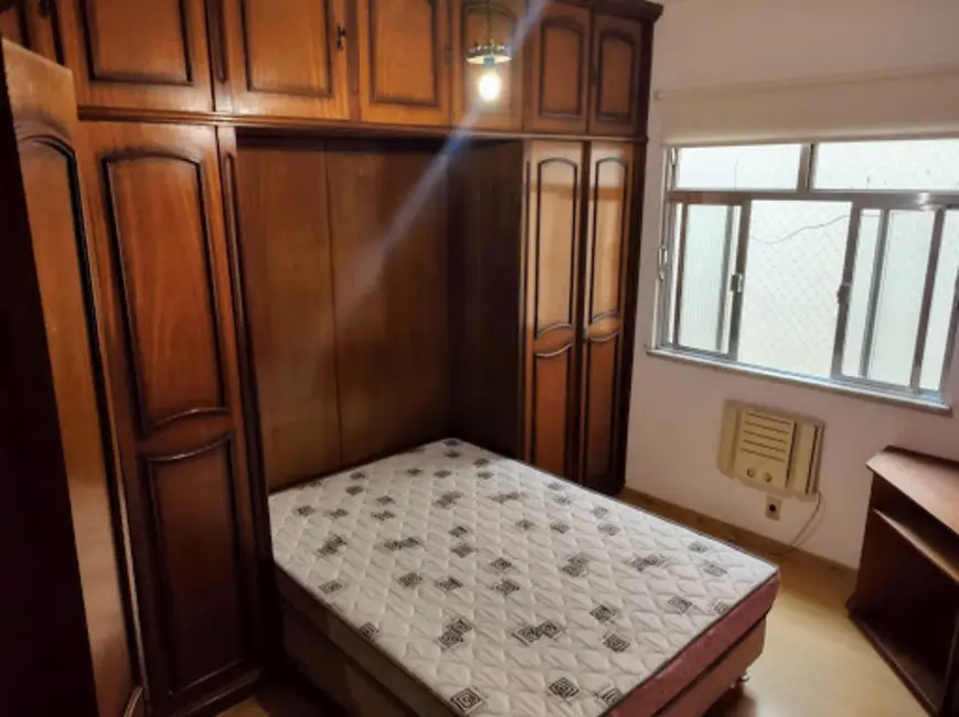 Foto 8 de Casa com 5 quartos para alugar, 200m2 em Centro, Nova Iguacu - RJ