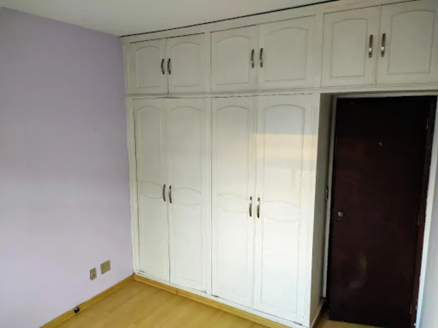 Foto 9 de Casa com 5 quartos para alugar, 200m2 em Centro, Nova Iguacu - RJ