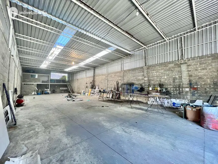 Armazém / Galpão à venda, 300m2 em Jardim Belo Horizonte, Nova Iguacu - RJ - imagem 5 Foto 5 de Armazém / Galpão à venda, 300m2 em Jardim Belo Horizonte, Nova Iguacu - RJ