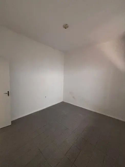 Foto 4 de Casa com 2 quartos para alugar, 70m2 em Caonze, Nova Iguacu - RJ