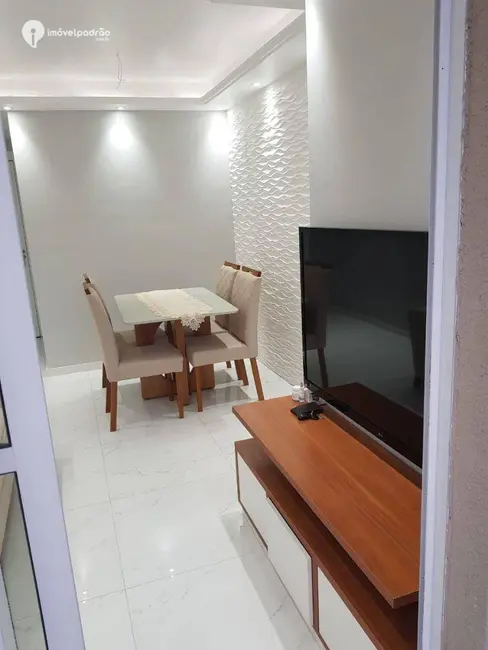Foto 2 de Apartamento com 3 quartos à venda, 57m2 em Jardim Jasmim, Nova Iguacu - RJ