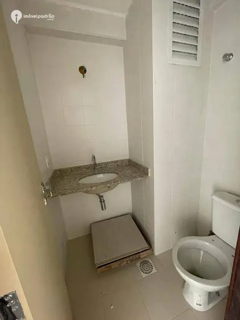 Sala Comercial à venda, 32m2 em Centro, Nova Iguacu - RJ - imagem 2 Foto 2 de Sala Comercial à venda, 32m2 em Centro, Nova Iguacu - RJ