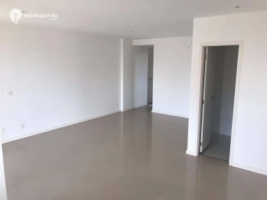 Apartamento com 3 quartos à venda, 115m2 em Centro, Nova Iguacu - RJ - imagem 4 Foto 4 de Apartamento com 3 quartos à venda, 115m2 em Centro, Nova Iguacu - RJ