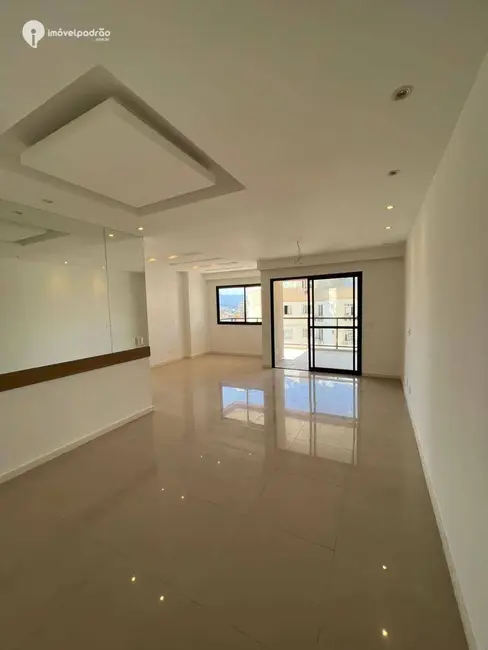 Apartamento com 3 quartos à venda, 115m2 em Centro, Nova Iguacu - RJ - imagem 5 Foto 5 de Apartamento com 3 quartos à venda, 115m2 em Centro, Nova Iguacu - RJ