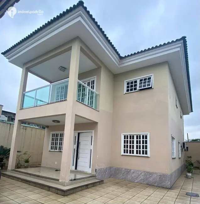 Casa com 4 quartos à venda, 400m2 em Botafogo, Nova Iguacu - RJ - imagem 4 Foto 4 de Casa com 4 quartos à venda, 400m2 em Botafogo, Nova Iguacu - RJ