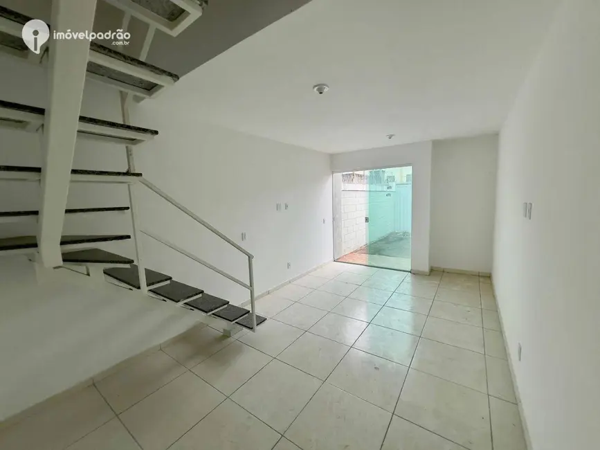 Foto 1 de Casa com 2 quartos à venda, 90m2 em Piam, Belford Roxo - RJ