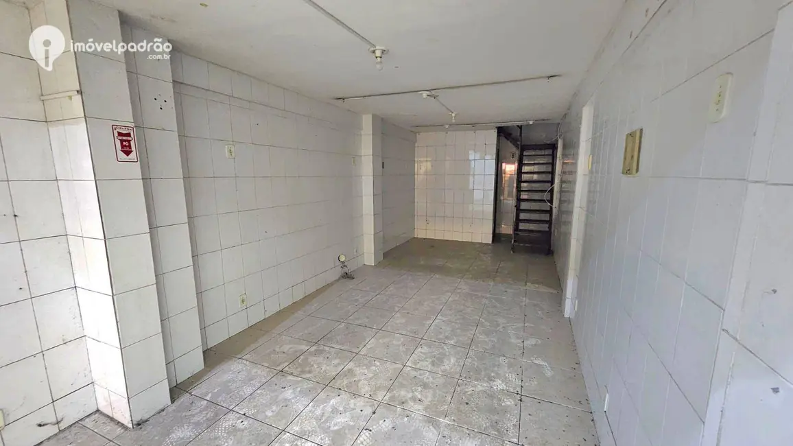 Loja à venda e para alugar, 30m2 em Centro, Nova Iguacu - RJ - imagem 9 Foto 9 de Loja à venda e para alugar, 30m2 em Centro, Nova Iguacu - RJ