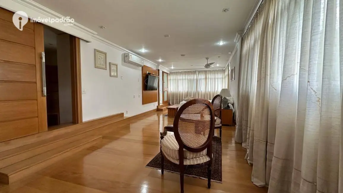 Cobertura com 4 quartos à venda, 480m2 em Centro, Nova Iguacu - RJ - imagem 6 Foto 6 de Cobertura com 4 quartos à venda, 480m2 em Centro, Nova Iguacu - RJ