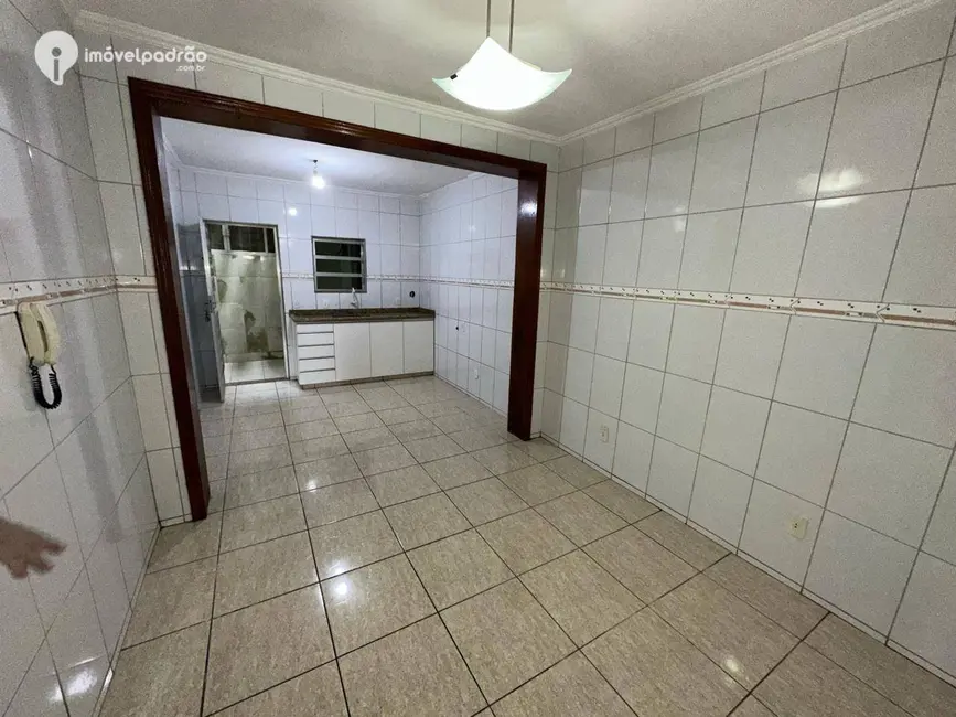 Casa com 3 quartos à venda, 220m2 em Caioaba, Nova Iguacu - RJ - imagem 7 Foto 7 de Casa com 3 quartos à venda, 220m2 em Caioaba, Nova Iguacu - RJ
