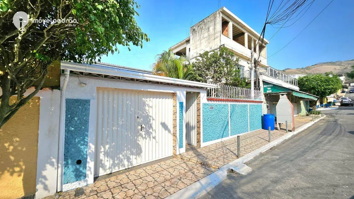 Foto 2 de Casa com 3 quartos para alugar, 300m2 em Lafaiete, Nova Iguacu - RJ