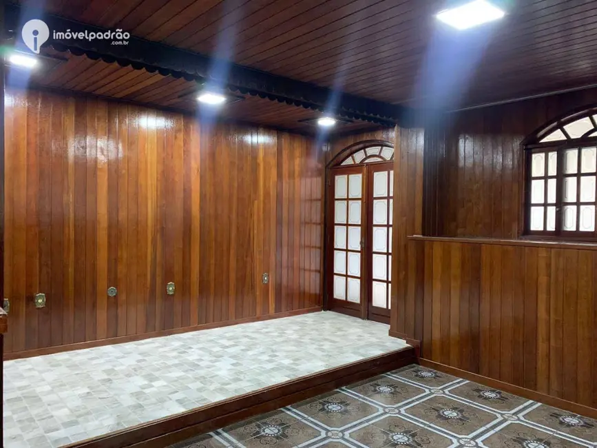 Foto 1 de Casa com 3 quartos para alugar, 97m2 em Centro, Mesquita - RJ