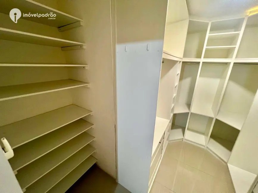 Foto 8 de Casa com 2 quartos à venda e para alugar, 300m2 em Valverde, Nova Iguacu - RJ