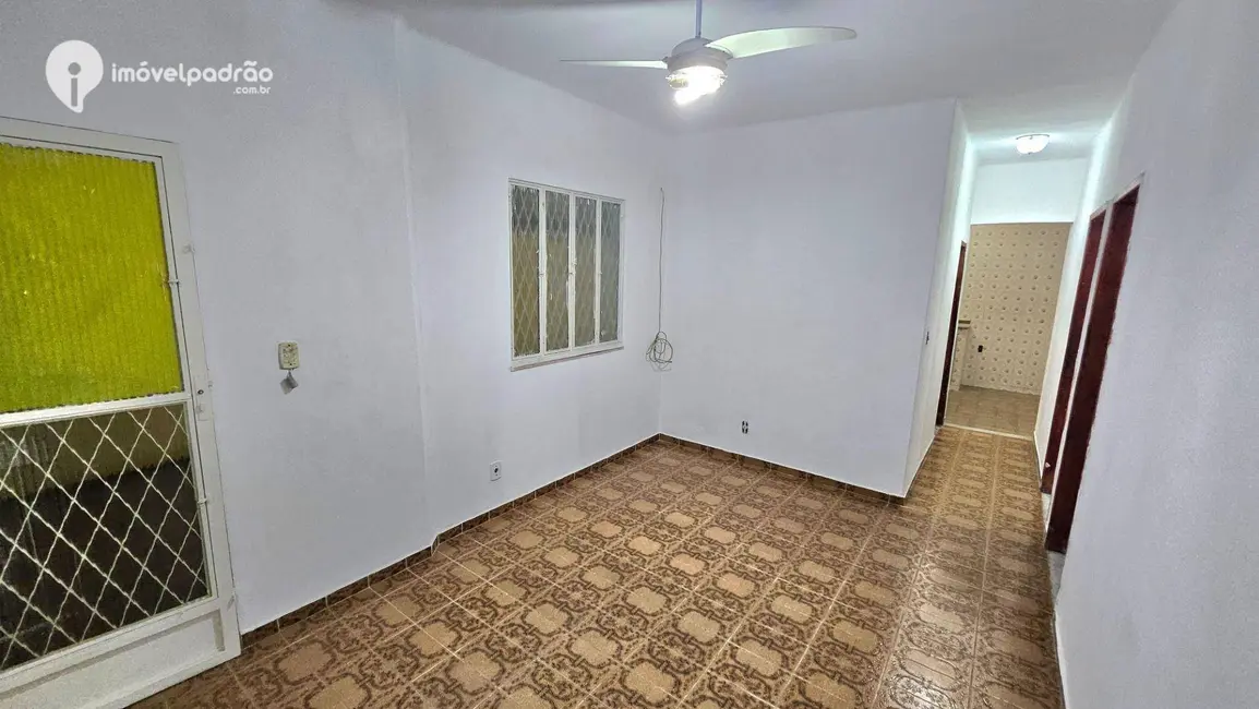 Foto 9 de Casa com 2 quartos para alugar, 400m2 em Nova Iguacu - RJ