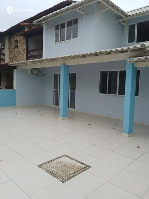 Casa de Condomínio com 4 quartos à venda, 300m2 em Ouro Preto, Nova Iguacu - RJ - imagem 1 Foto 1 de Casa de Condomínio com 4 quartos à venda, 300m2 em Ouro Preto, Nova Iguacu - RJ